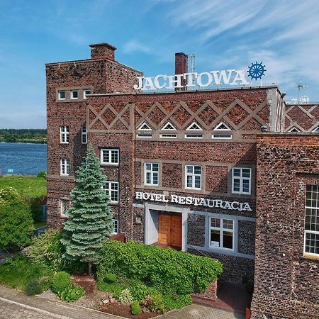 Jachtowa Hotel I Restauracja Шчечин Екстериор снимка