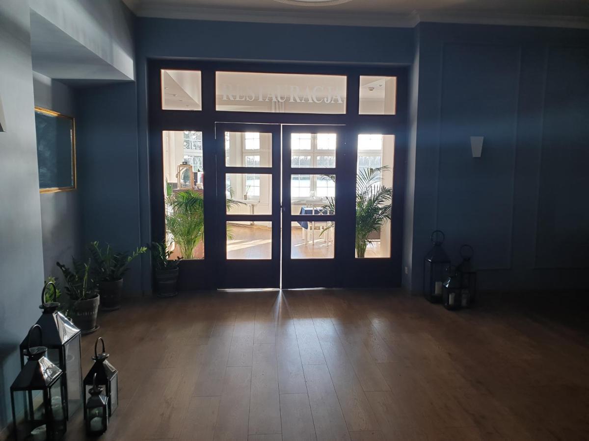 Jachtowa Hotel I Restauracja Шчечин Екстериор снимка